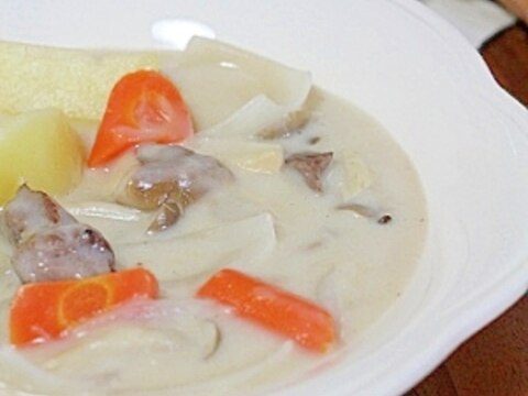 コレぞ王道…❤牛スジで作る『クリームシチュー』